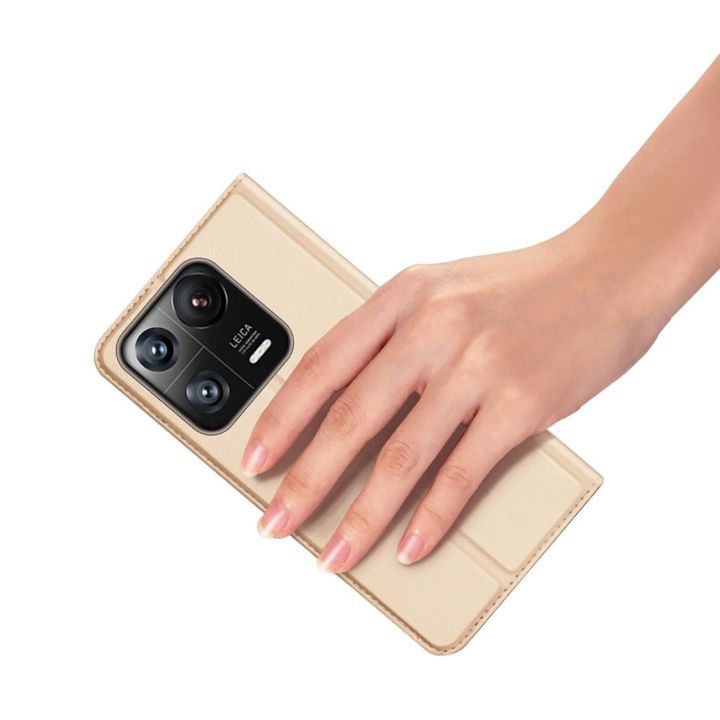 Skin Pro dėklas Xiaomi 13 Pro flip cover card wallet stand gold