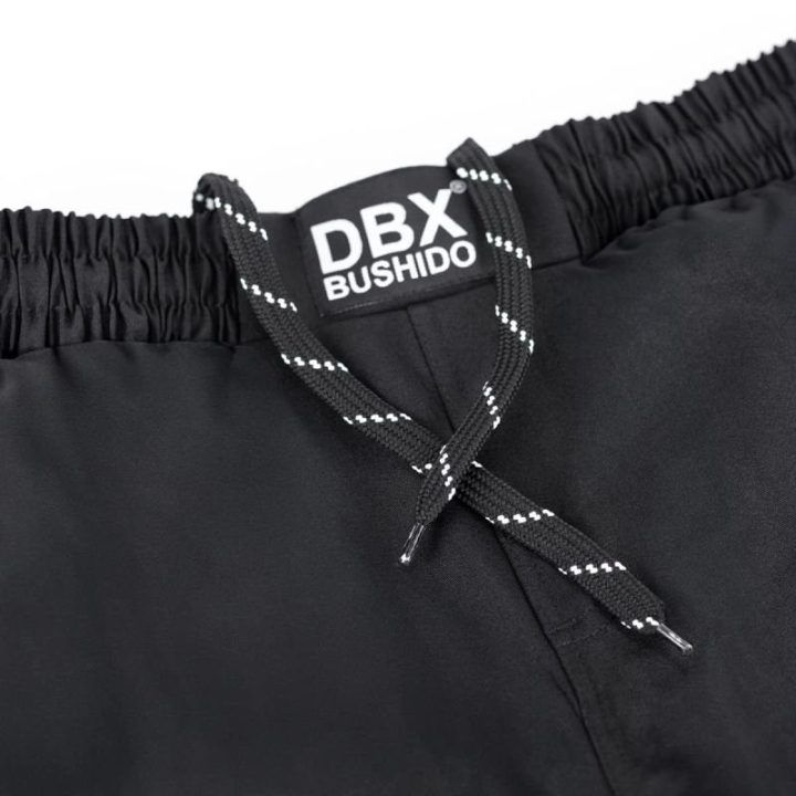 MMA treniruočių šortai su elastingu įsiuvu DBX Bushido, juodi