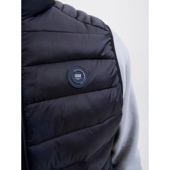 Vyriška liemenė su užtrauktuku Jack&Jones, juoda