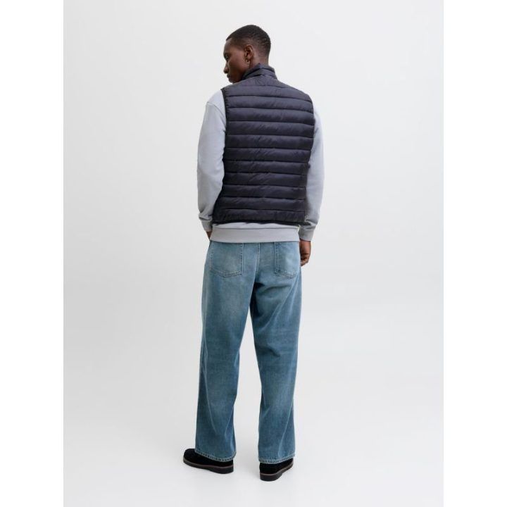 Vyriška liemenė su užtrauktuku Jack&Jones, juoda