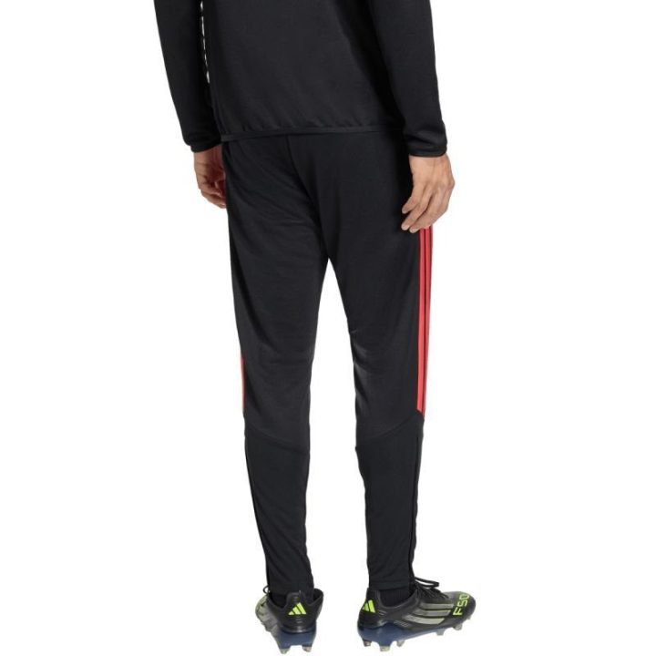 Vyriškos treniruočių kelnės adidas Tiro 26, juodos ir raudonos