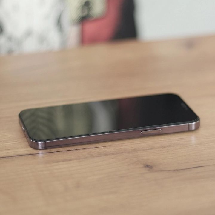 Viso ekrano grūdintas stiklas 2 vnt. Full Glue su rėmeliu, skirtas iPhone 15 - juodas
