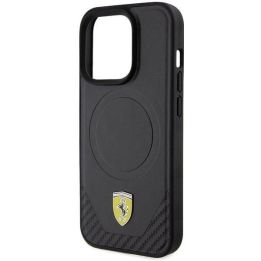 Dėklas Ferrari Carbon Metal Logo MagSafe prie iPhone 15 Pro - Pagrindinis