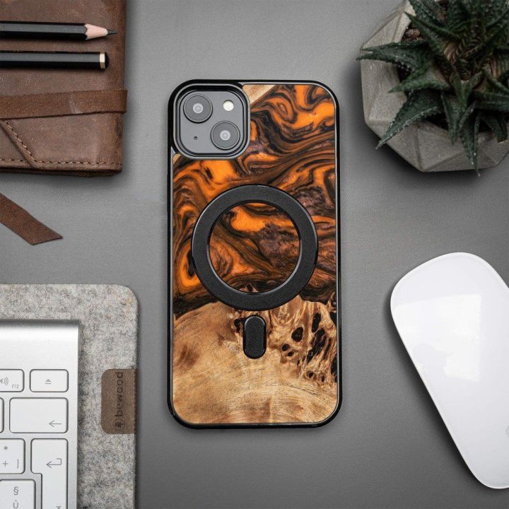 Medžio ir dervos dėklas iPhone 15 Plus MagSafe Bewood Unique Orange - oranžinis ir juodas