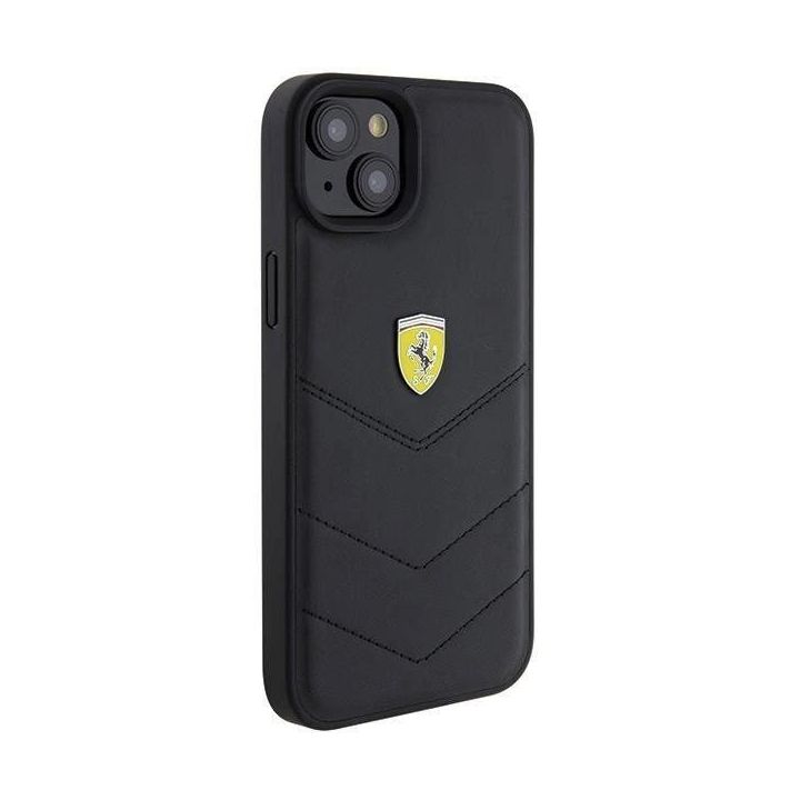 Dėklas Ferrari dygsniuotas metalinis logotipas iPhone 15 Plus - Pagrindinis