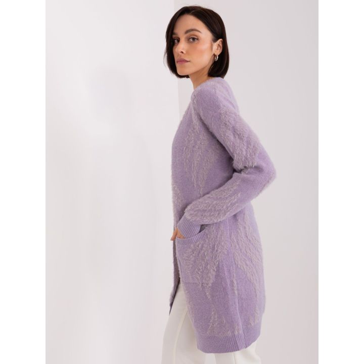 Šviesiai violetinis megztinis