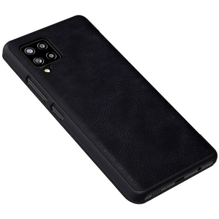 Nillkin Qin originalus odinis dėklas, skirtas Samsung Galaxy A42 5G , juodos spalvos