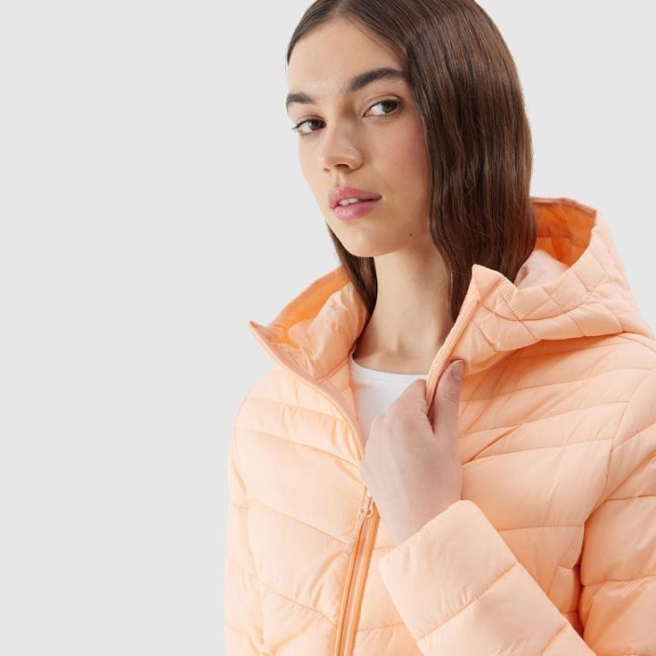 Moteriška dygsniuota striukė 4F F351, oranžinė