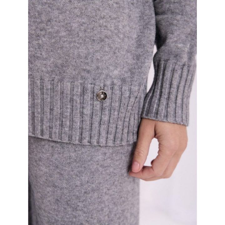 Moteriškas megztinio ir kelnių komplektas su golfu Italy Moda, pilkas