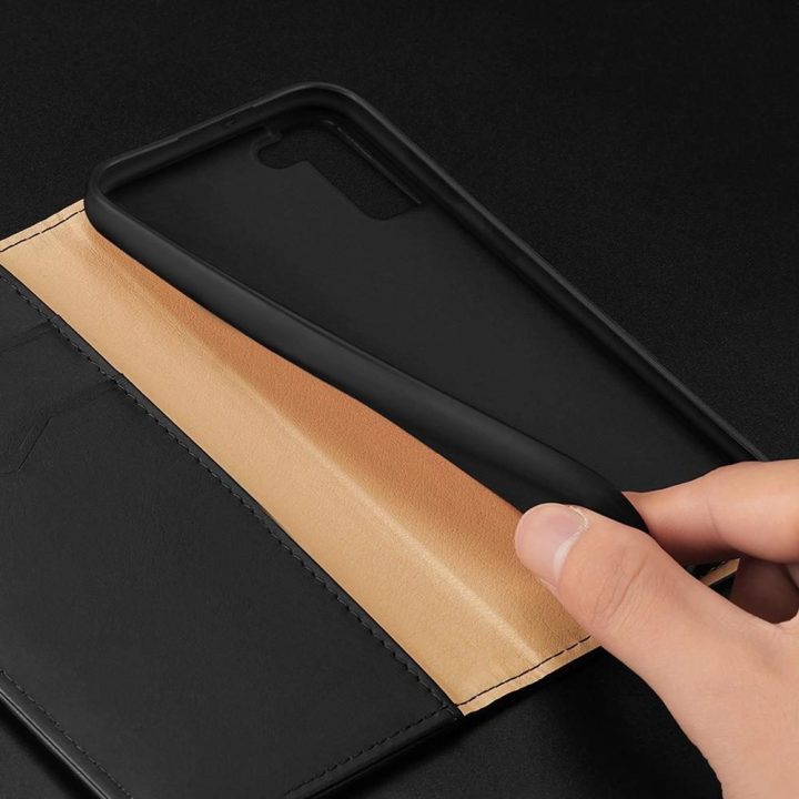 Odinis atlenkiamas dangtelis Tikros odos piniginė kortelėms ir dokumentams Samsung Galaxy S22 + (S22 Plus) mėlyna