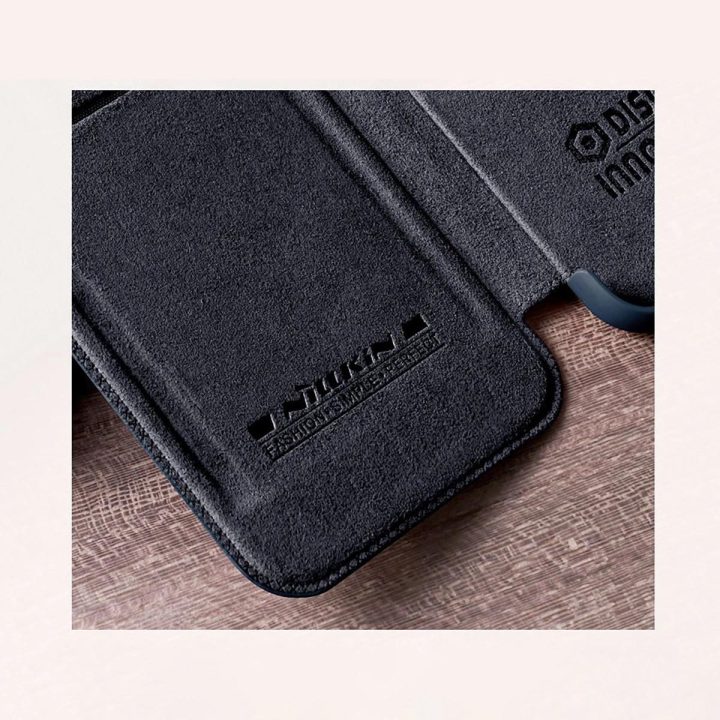 Nillkin Qin Leather Pro Case dėklas, skirtas Samsung Galaxy S22 + (S22 Plus) fotoaparato apsauginis dėklas su dėklu, apverčiamas