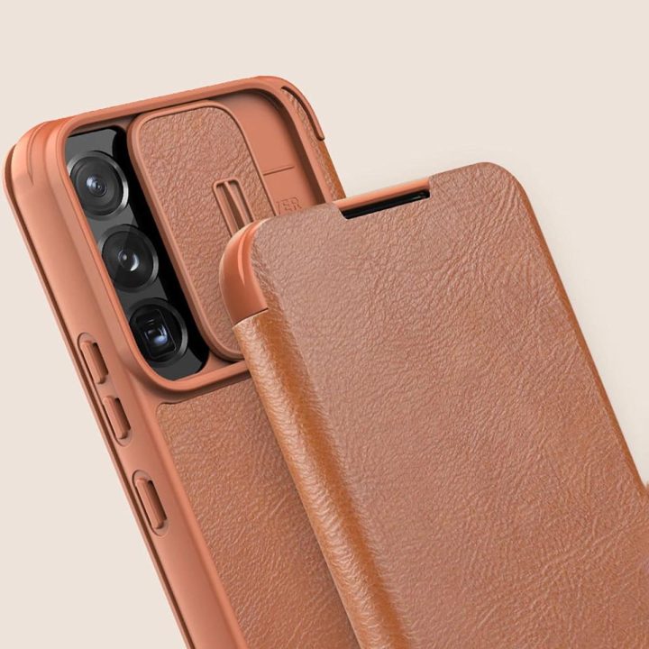 Nillkin Qin Leather Pro Case dėklas, skirtas Samsung Galaxy S22 + (S22 Plus) fotoaparato apsauginis dėklas su dėklu, apverčiamas
