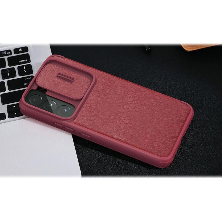Nillkin Qin Leather Pro Case dėklas, skirtas Samsung Galaxy S22 + (S22 Plus) fotoaparato apsauginis dėklas su dėklu, apverčiamas