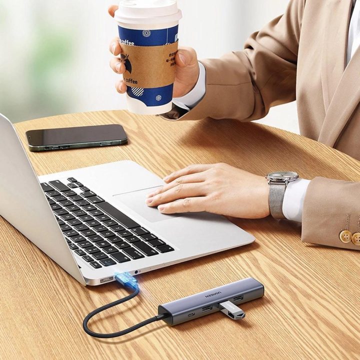 Daugiafunkcinis adapteris HUB USB 3.0 - 3 x USB / Ethernet RJ-45 / USB Type C PD pilkos spalvos (CM475)