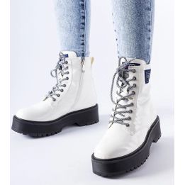 Balti batai Lee Cooper