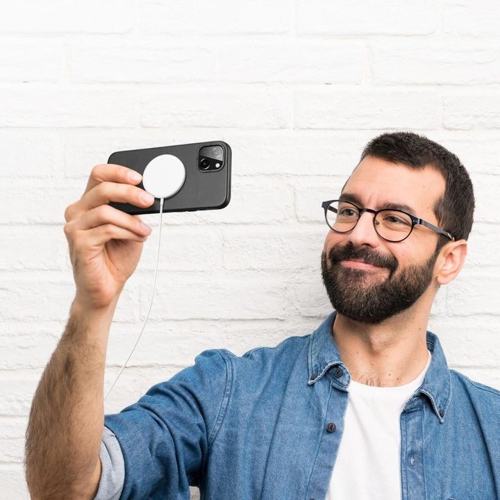 Grit odinis dėklas iPhone 14 Plus , elegantiškas dirbtinės odos dangtelis (suderinamas su MagSafe ), juodas