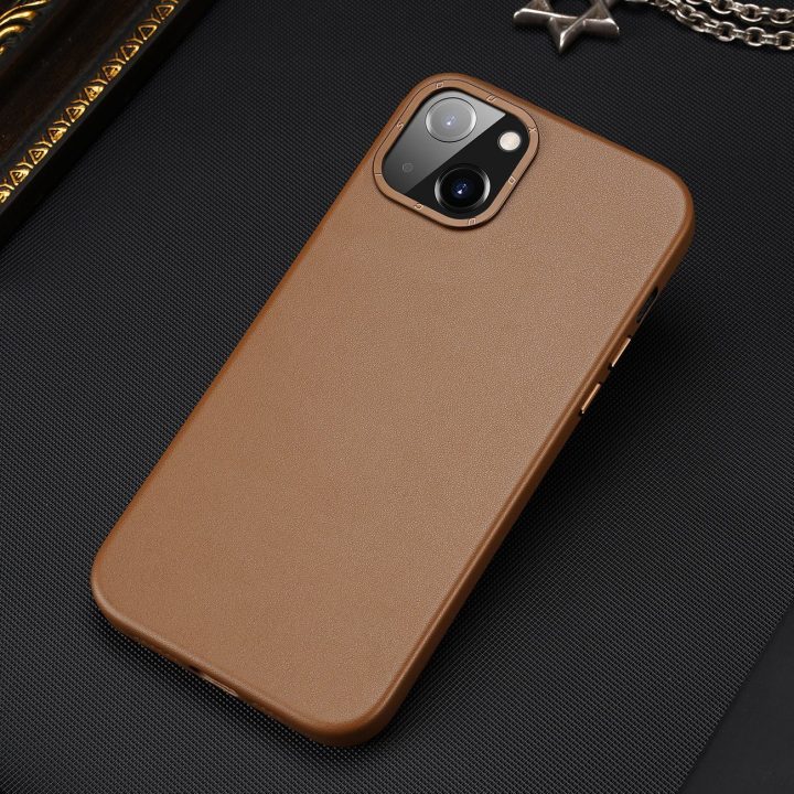 Grit odinis dėklas iPhone 14 Plus , elegantiškas dirbtinės odos dangtelis (suderinamas su MagSafe ), rudas