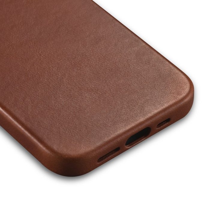 iCarer Oil Wax Premium odinis dėklas iPhone 14 Plus magnetinis odinis dėklas su MagSafe rudos spalvos (WMI14220703-RB)