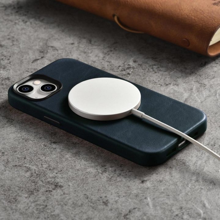 iCarer Oil Wax Premium odinis dėklas iPhone 14 Plus magnetinis odinis dėklas su MagSafe , tamsiai mėlynas (WMI14220703-BU)