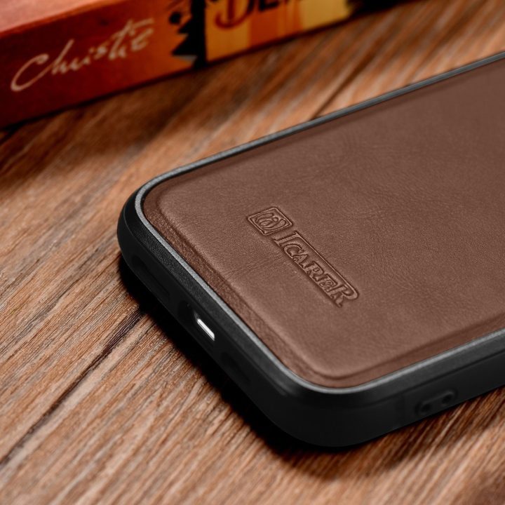 iCarer Leather Oil Wax natūralios odos dėklas iPhone 14 Plus (suderinamas su MagSafe ), rudas (WMI14220719-BN)