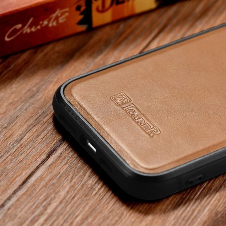 iCarer Leather Oil Wax dėklas iš natūralios odos, skirtas iPhone 14 Plus, rudas (WMI14220719-TN)