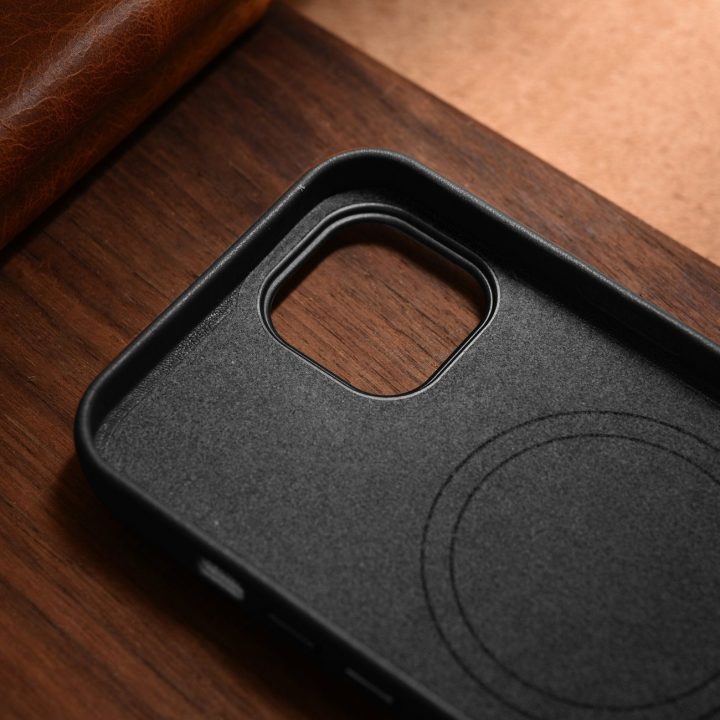 iCarer Case odinis dangtelis iPhone 14 Plus tikros odos dėklas, juodas (suderinamas su MagSafe )