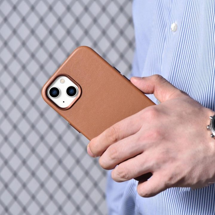 iCarer Case odinis dėklas, skirtas iPhone 14 Plus , rudas (suderinamas su MagSafe )