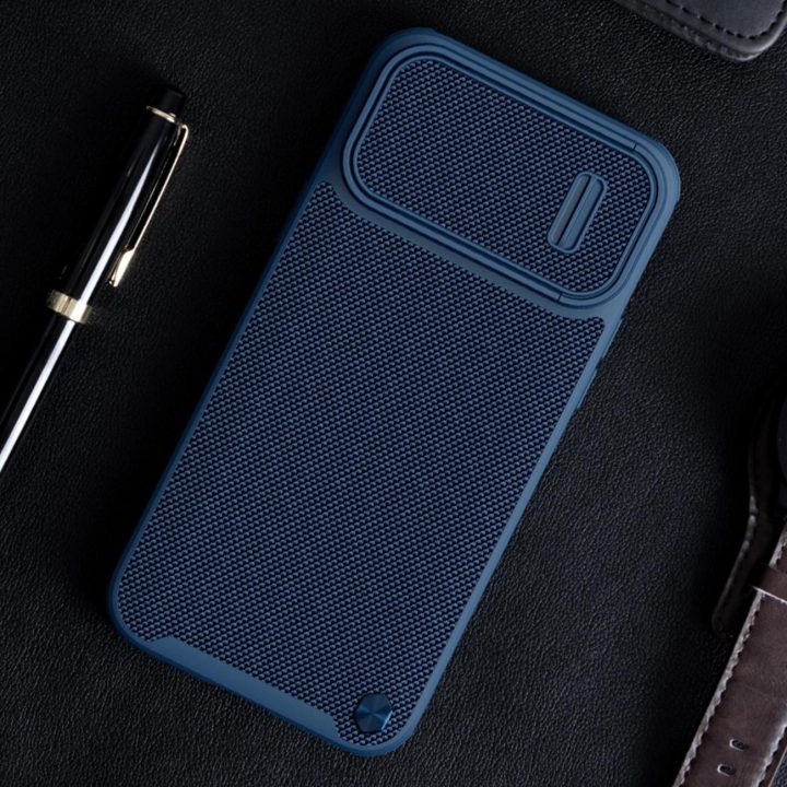 Nillkin Textured S Case iPhone 14 Plus šarvuotas dėklas su mėlynos spalvos kameros dangteliu