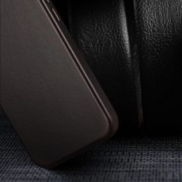 iPhone 14 Plus odiniam dėklui (suderinamas su MagSafe) tamsiai rudas