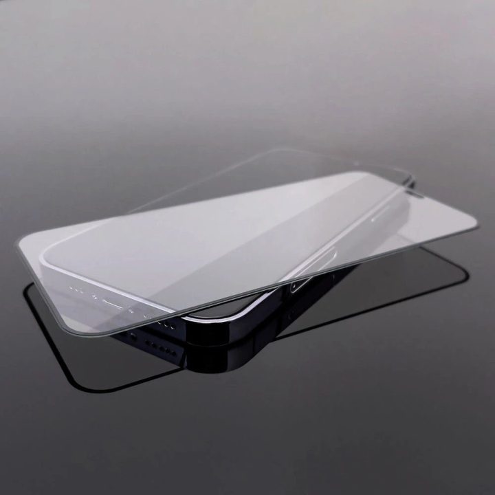 rinkinys, kurį sudaro 2x itin patvarus Full Glue grūdintas stiklas su rėmeliu iPhone 14 , iPhone 13 Pro / iPhone 13 juodas