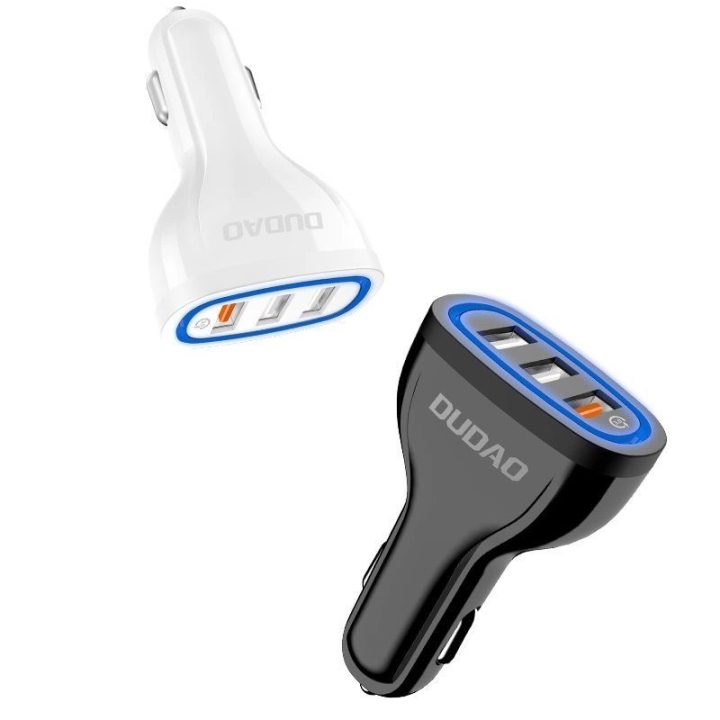automobilinis įkroviklis su greituoju įkrovimu Quick Charge 3.0 QC3.0 2.4A 18W 3x USB baltas (R7S baltas)