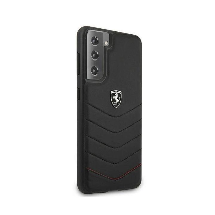 Ferrari FEHQUHCS21MBK S21+ G996 juodos/juodos spalvos deklas Off Track Quilted