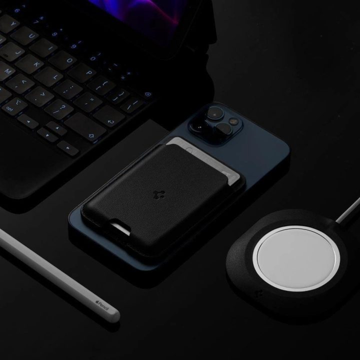 Spigen VALENTINUS MAGSAFE UNIVERSALUS MAGNETINIS KORTELIŲ LAIKIKIKLIS BLACK