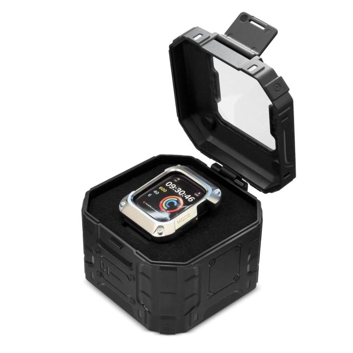 dėklas Apple Watch 9, 8, 7 (45 mm), pagamintas iš nerūdijančio plieno su dirželiu, juodas