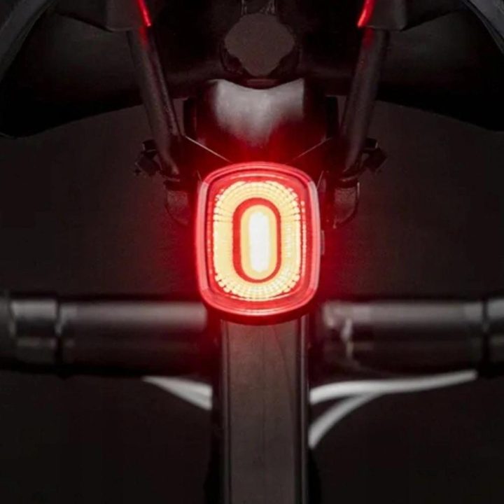 Rockbros Q2S LED galinis dviračio žibintas su išmaniąja stabdymo sistema + USB A laidas - juodas