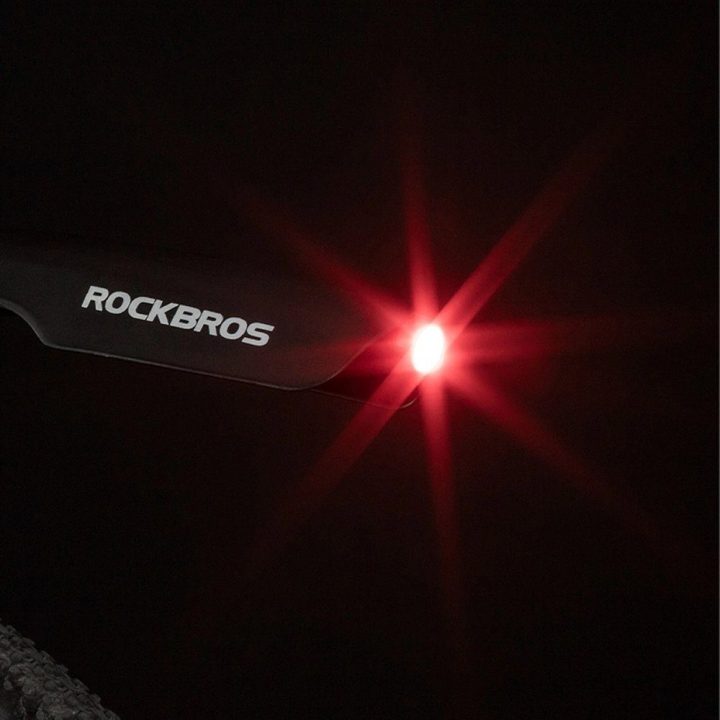 Rockbros DNB8001 purvasargis su raudonu LED žibintu - juodas