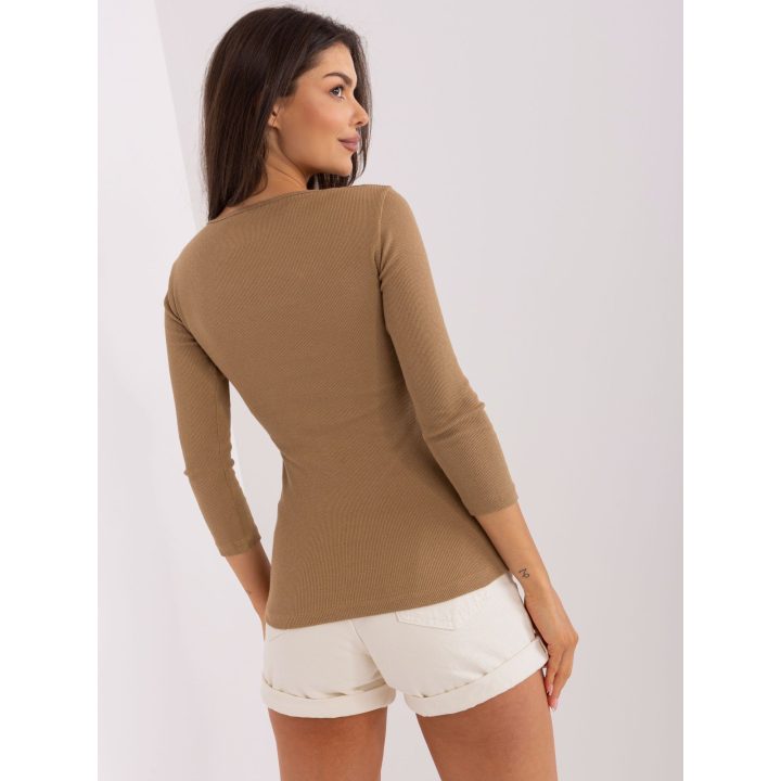 Tamsiai smėlio spalvos palaidinė