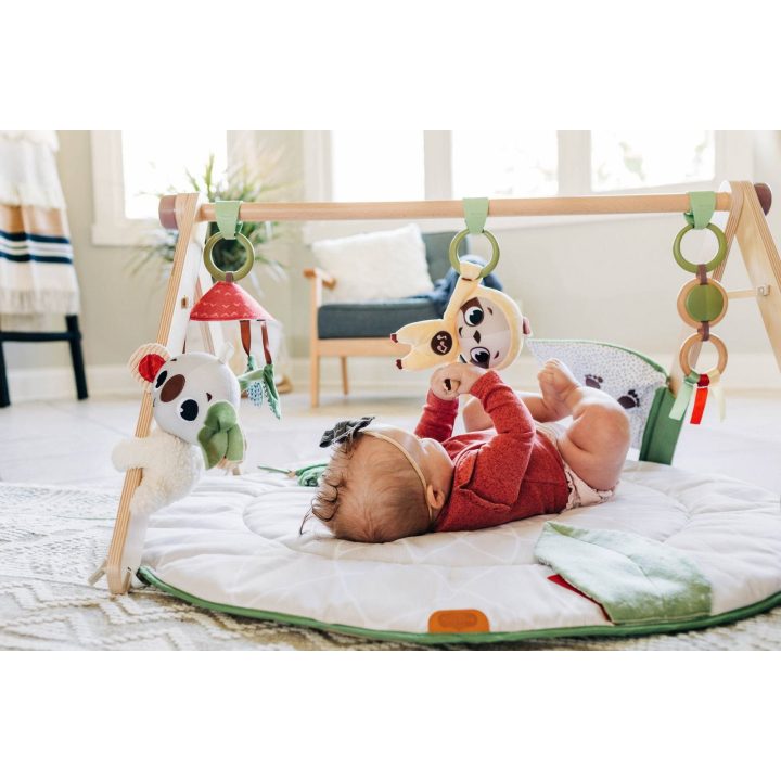 Kūdikio gimnastika su BOHO CHIC stovu