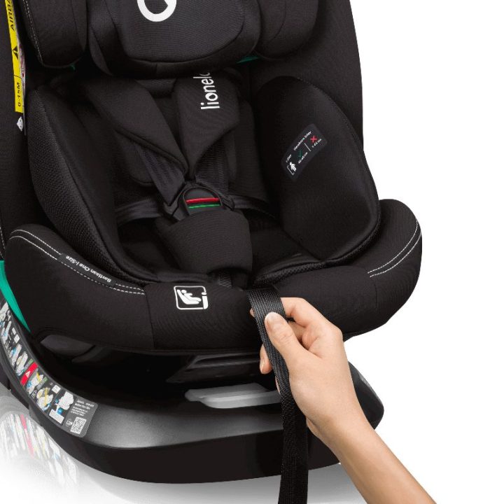 Autokėdutė Bastiaan One i-size Black Carbon