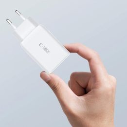 tinklo įkroviklis 2x USB A QC 3.0 – juodos spalvos
