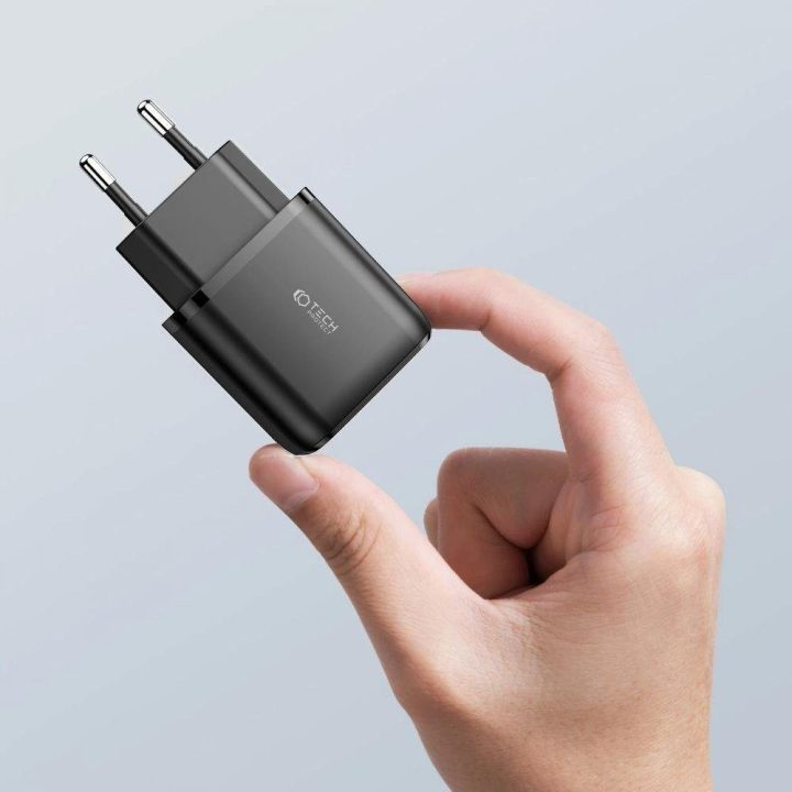 USB A QC 3.0“ tinklo įkroviklis, juodas