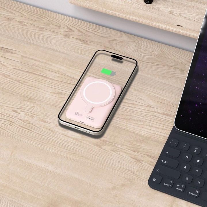 Powerbank“ su MagSafe“ 5000 mAh, 15 W USB C kabelis