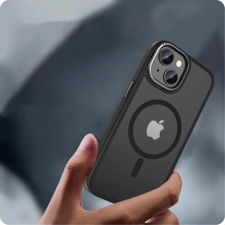 iPhone 15“ dėklas – juodos matinės spalvos