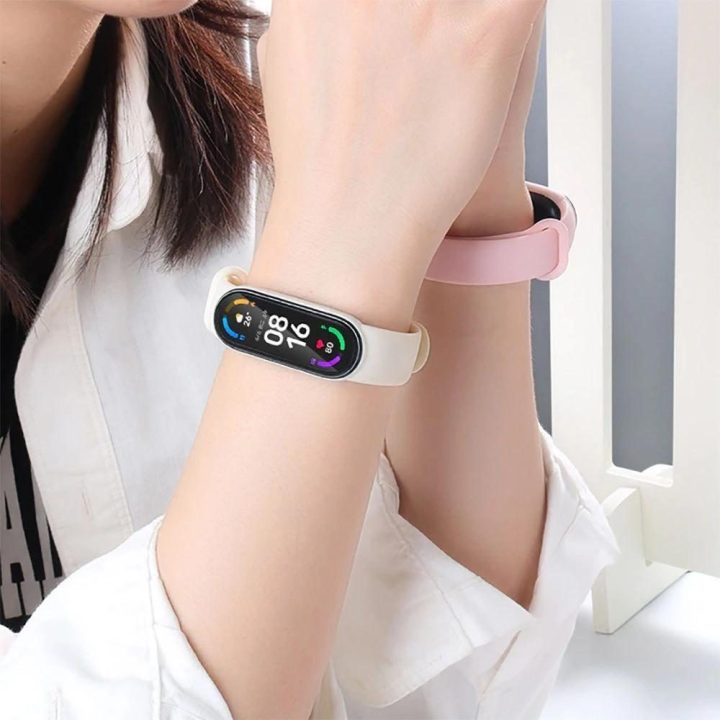 IconBand“ dirželis Xiaomi Mi Smart Band 5 / 6 / 7 / NFC“ – juodas