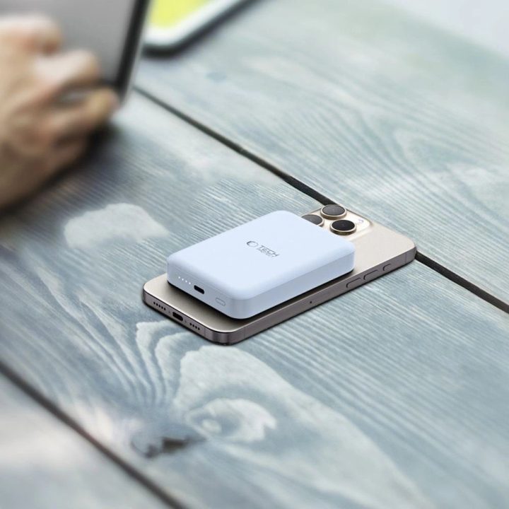 Powerbank“ su MagSafe“ 10000mAh 15 W USB C kabelis