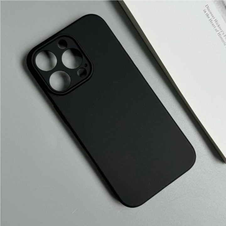 Minkštas dėklas iPhone 16 Pro - juodas