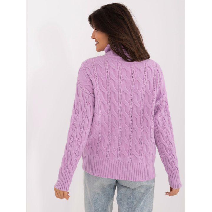 Šviesiai violetinis megztinis
