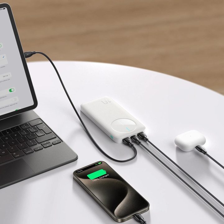 Powerbank“ “ JR C - balta
