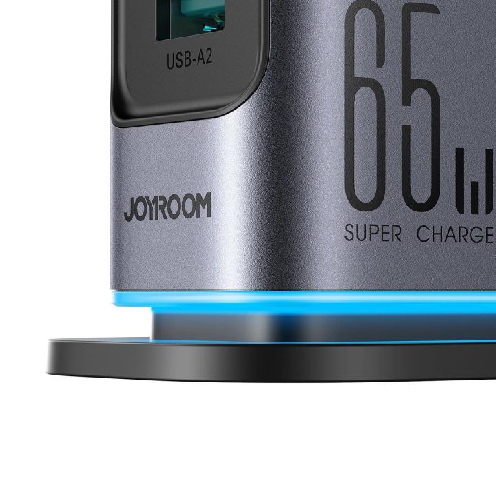 Daugiafunkcinis GaN įkroviklis 65 W ES 4x USB A – tamsiai pilkos spalvos