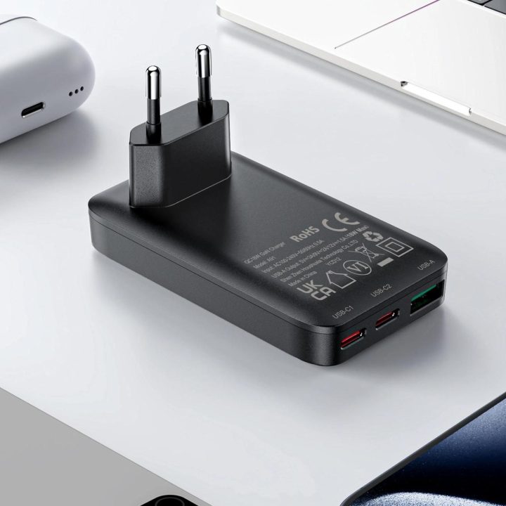 65 W GaN 2 USB A itin plonas įkroviklis, juodas